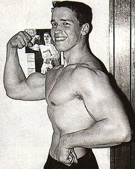 Όνομα: Arnold Schwarzenegger Body Building Photos (37).jpg Εμφανίσεις: 2489 Μέγεθος: 26,5 KB