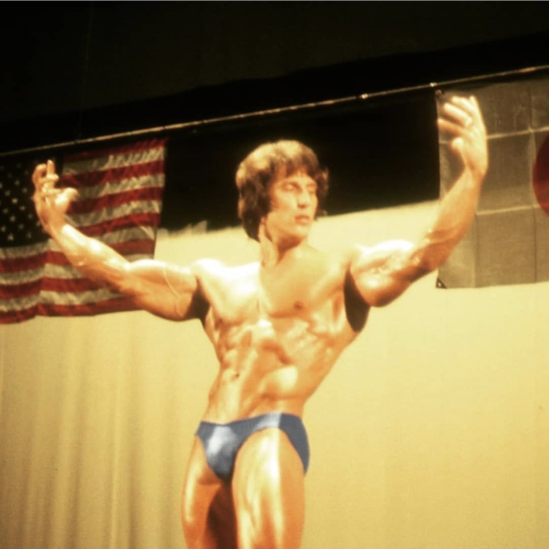 Όνομα: Frank Zane, guestposing in Japan, 1973..jpg Εμφανίσεις: 320 Μέγεθος: 70,0 KB