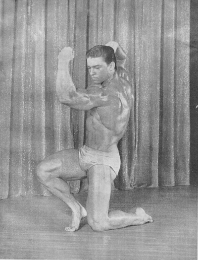 Όνομα: 60-s-le-bodybuilder-Larry-Scott-qui-4-ans-tard-alle-remporte-le-premier-concoursde-Mister-OLympi.jpg Εμφανίσεις: 978 Μέγεθος: 127,1 KB