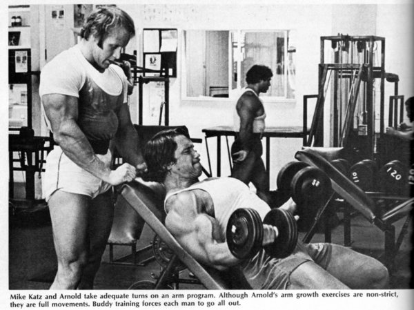 Όνομα: Bodybuilding-seance-de-Biceps-au-Glod-Gym-avec-Schwarzy-et-Mike-Katz.jpg Εμφανίσεις: 3590 Μέγεθος: 61,1 KB